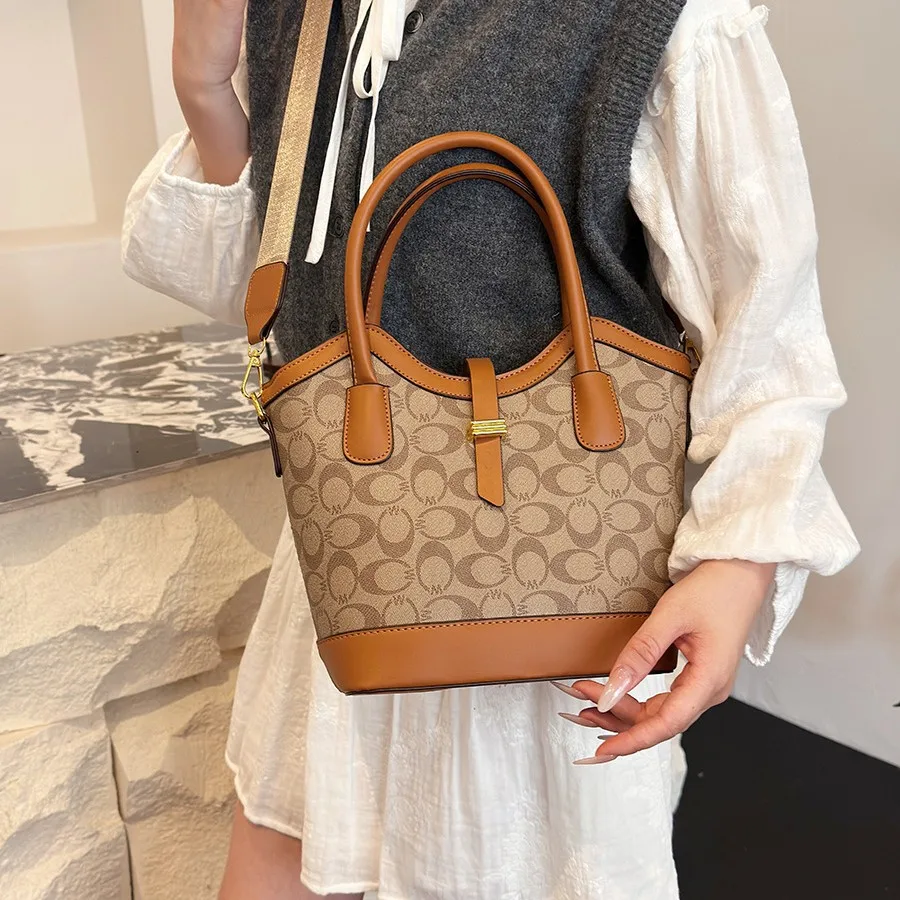 Women's Super Popular Large-Capacity Design Bag-New Fashion Trendy, Versatile Practical Go-Out Bag, Fits Shoulder/Messenger Wear - Image 4