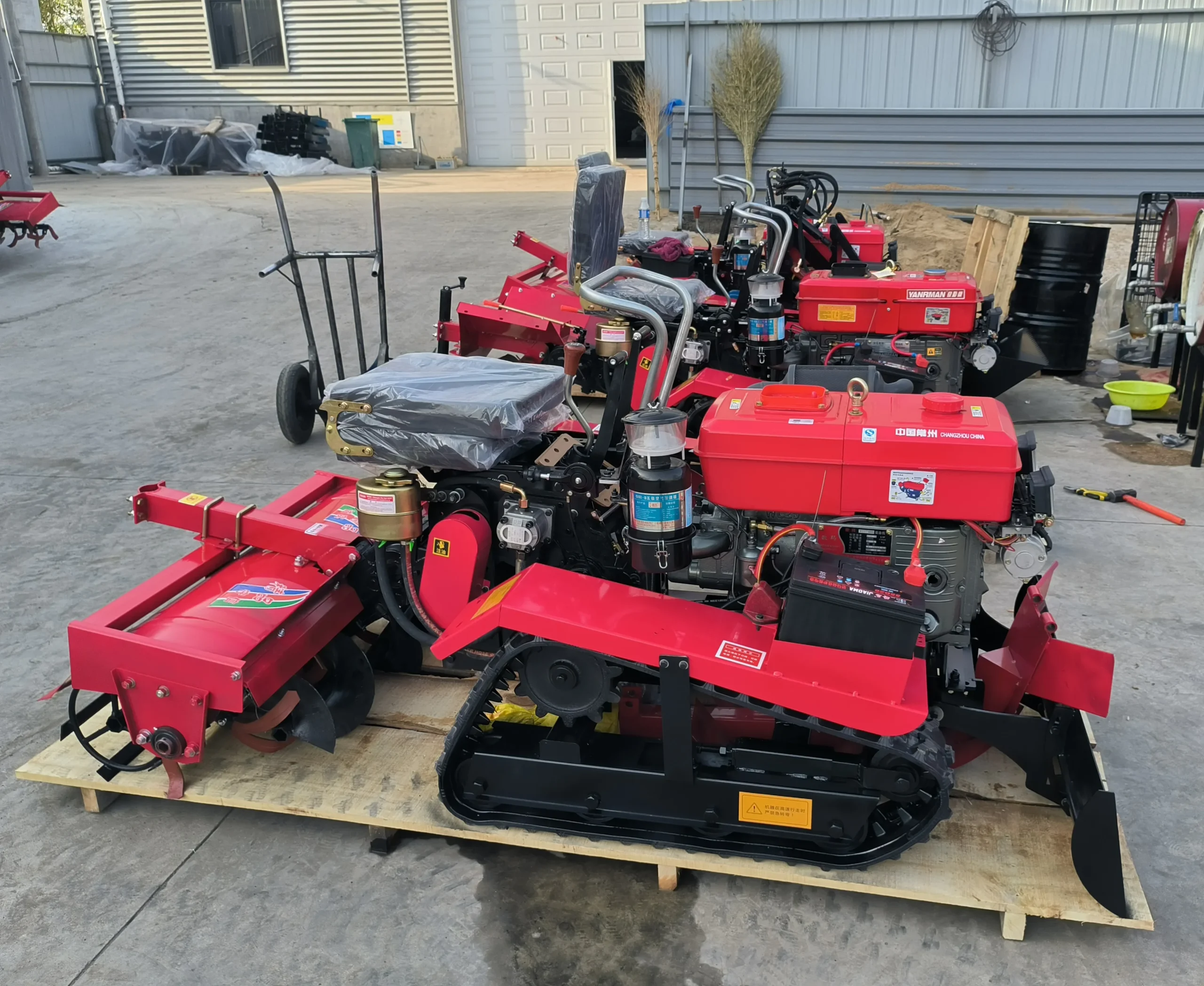 Hot Selling Agricultural Diesel Small Tracked Rotary Tiller Tractor with CE Certification, 50 Horsepower - Image 25